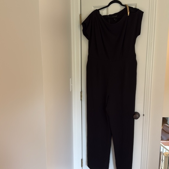 NWT Donna Karan Black Wide-Leg Jumpsuit with Cap Sleeves Sz 16 - Picture 5 of 8